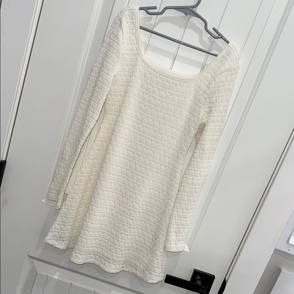 Elegant girls Cream Knit Dress M8